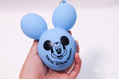 大人気【ミッキーバルーン】新グッズは「シリコーンポーチ」！ミニ財布