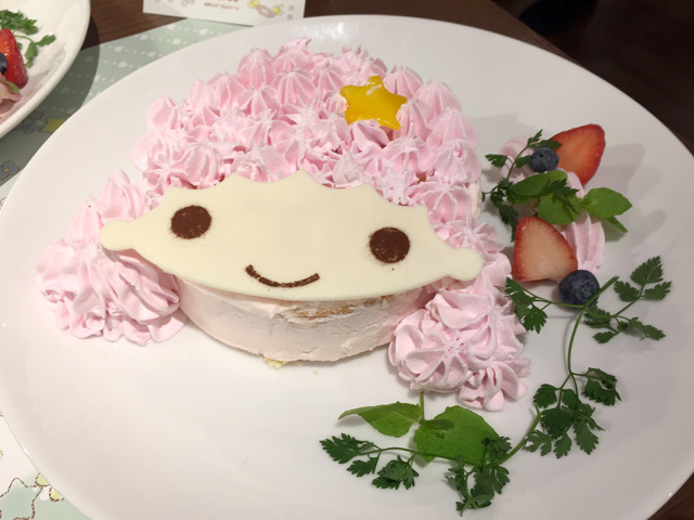 キキ＆ララ・マイメロディ40thアニバーサリーカフェ／あなたは誰とお祝いする？ふわふわショートケーキ