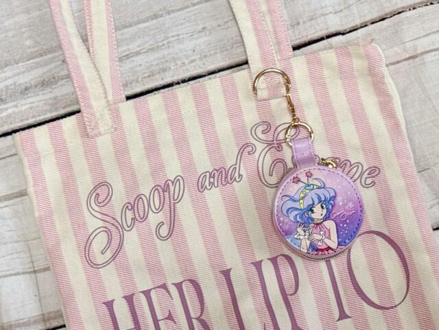 バッグにチャームとしてつけてみました。かわいい!