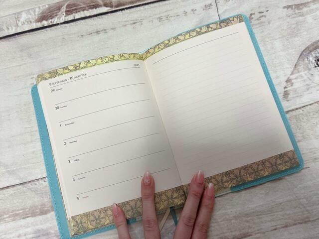 10月は「月と星：宵の明星」