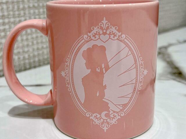 【劇場版「セーラームーンCosmos」《前編》劇場オリジナルグッズ】エターナルセーラームーンのシルエット。美しすぎませんか…？！