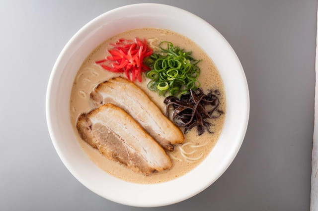 博多風とんこつラーメン