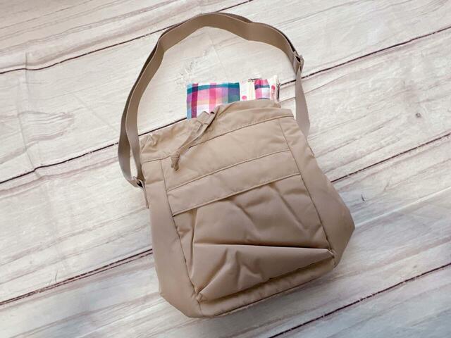 バッグの中から覗くたびに可愛い♪