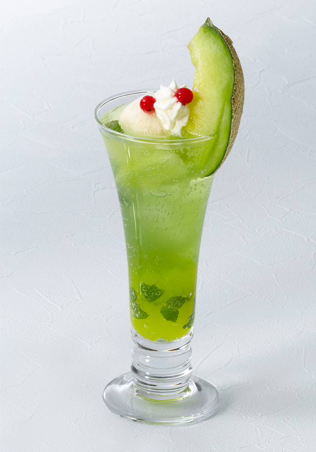 【ロイヤルホスト】メロンジュレクリームソーダ」1,078円