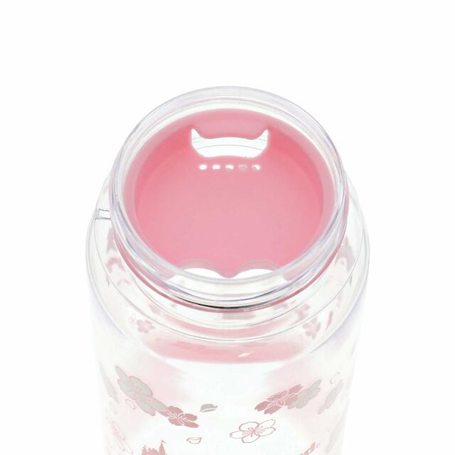ドリンクボトル 1,800円｜サイズ：直径約6×高さ約20cm、容量：500ml｜東京ディズニーリゾート「サクラ」モチーフグッズ｜販売店舗：東京ディズニーランド「ギャグファクトリー/ファイブ・アンド・ダイム」、東京ディズニーシー「ベッラ・ミンニ・コレクション」｜発売日：2023年2月2日（木）
