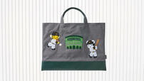 【familiar×阪神タイガース/デニムバッグ】阪神甲子園球場のアートもポイント! 税込27,500円