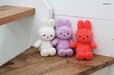 【BON TON TOYS ミッフィー】「Fuzzy 18cm」3,300円／Bright Coral / Lilac / Off White、サイズ：W13.5 x D11 x H18 cm