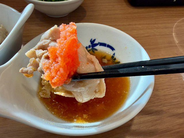 【夢庵 牛・豚コース】もみじおろしをたっぷり絡めていただきます!