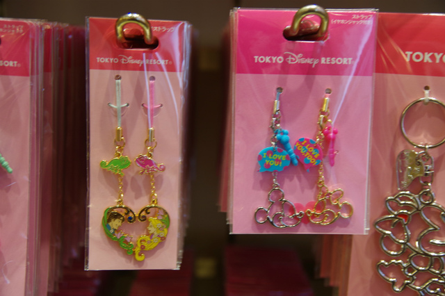 ラプンツェルとフリンのペアストラップ