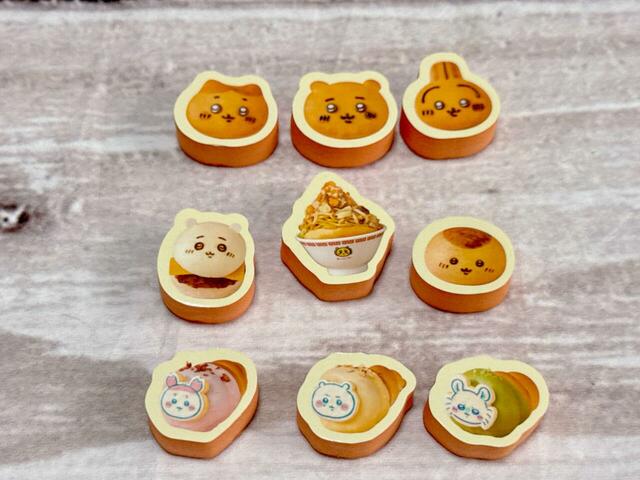 ふわふわのスポンジ素材のパンマスコット！計9つ入っています。かわいすぎる〜！