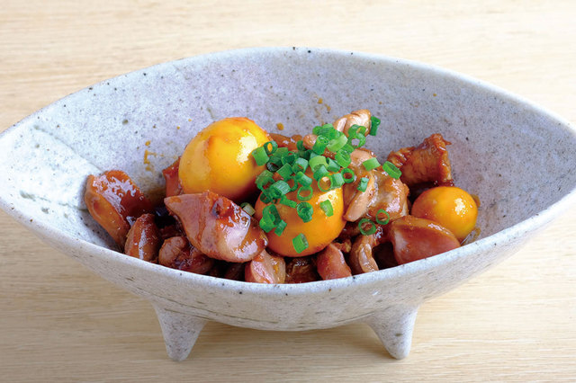 江戸路（人形町）　鳥もつ煮680円