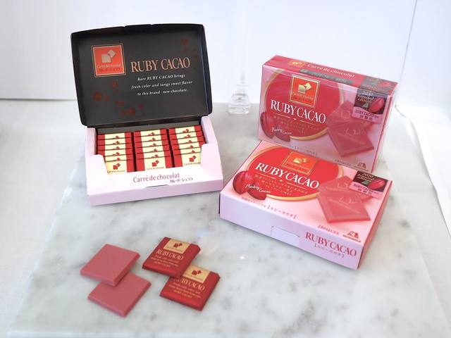  カレ・ド・ショコラ＜ルビーカカオ＞370円（税別）