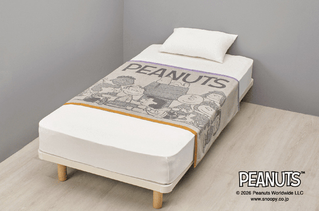 PEANUTS ハーフケット　アイボリー