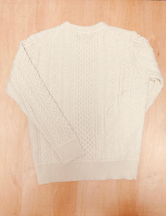 【UNIQLO（ユニクロ）】ライトウェイトローゲージアランクルーセーター／税込3,990円