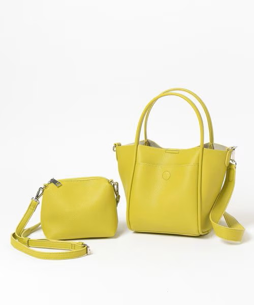 【ローリーズファームの秋冬おすすめバッグランキング 7位】「ポーチツキ2PBAG/M」5,990円(税込)