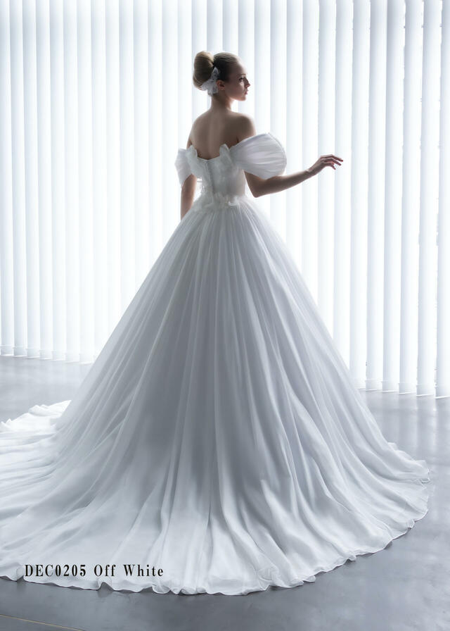 「Clef a decor-クレアデコール」新作ウェディングドレス　DEC0205_Offwhite