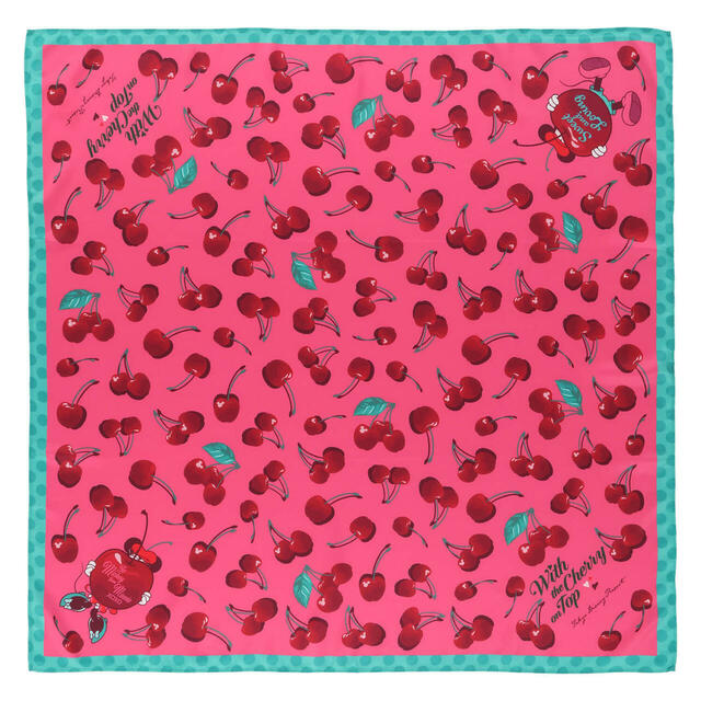 スカーフ 2,200円｜東京ディズニーリゾート ミニー＆さくらんぼグッズ｜販売店舗：東京ディズニーランド「グランドエンポーリアム」、東京ディズニーシー「エンポーリオ」｜発売日：2026年2月5日（木）