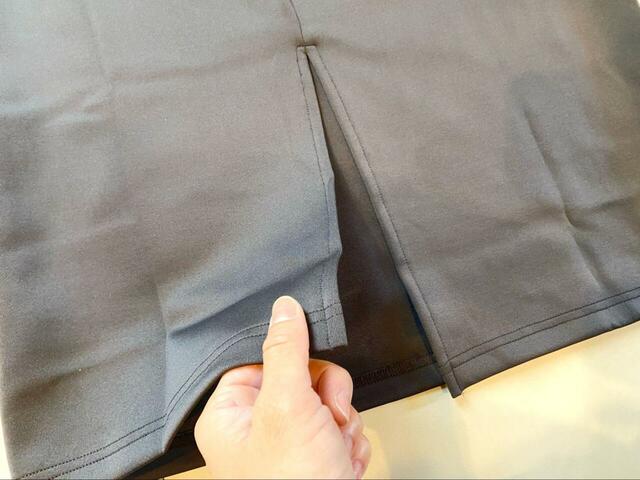 【GLOBAL WORK  上品スウェットセットアップ】スカートの後ろには深めのスリットが。動きやすいです◎