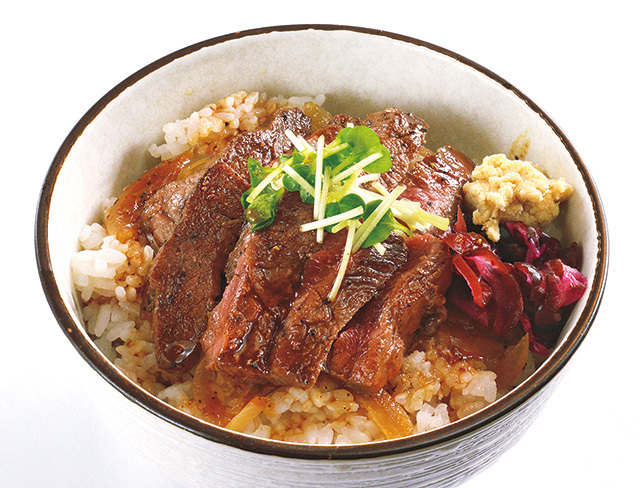 白肉屋（名古屋／中区）　「ステーキ丼」400円