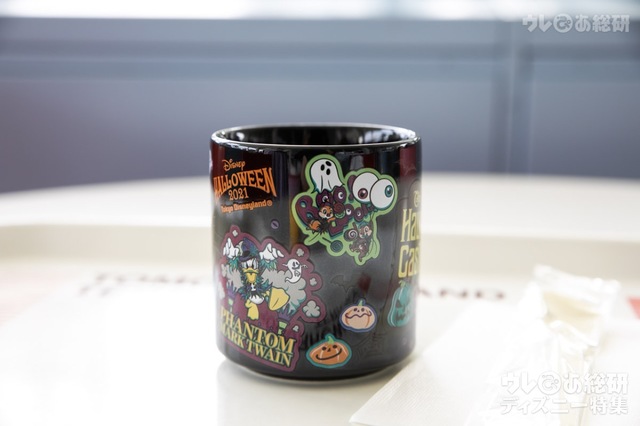 ムラサキイモ&パンプキンムース、スーベニアカップ付き 850円