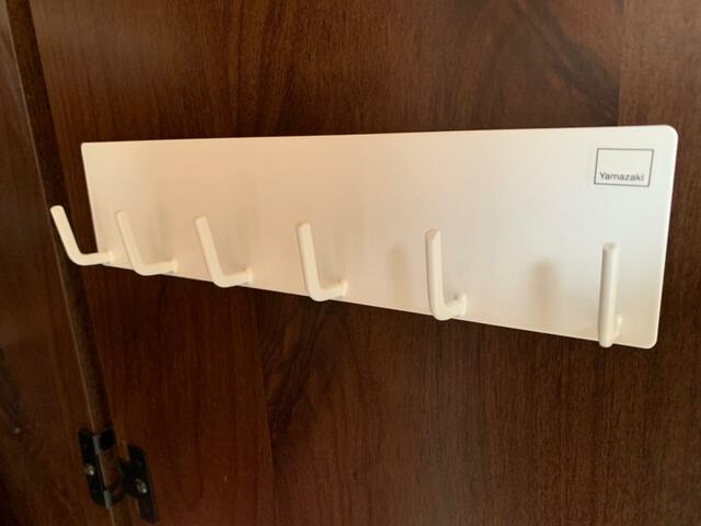 【山崎実業 マグネット キッチンツールフック×ダイソー 磁石用取り付けパネル】各フックの耐荷重は250g