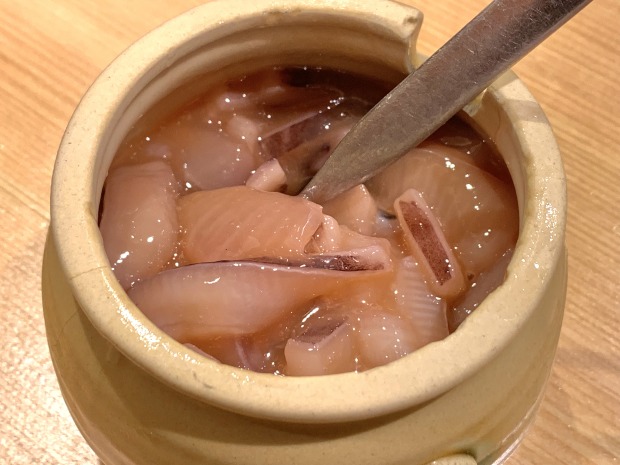 北海道でまきの専用に作られたオリジナルのイカの塩辛【天ぷら定食 まきの】