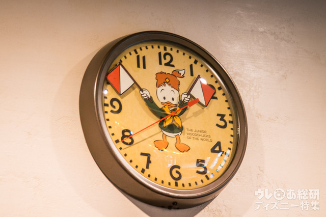 手旗信号になっている時計も可愛い! 