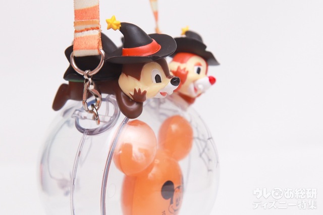 カラフルチョコレート、ミニスナックケース付き 1150円