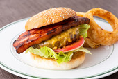 ニューヨークスタイル ベーコン&チーズバーガー