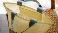 素材は、透け感のあるポリエステル製のメッシュを使用【DEAN & DELUCA「メッシュトートバッグ」】
