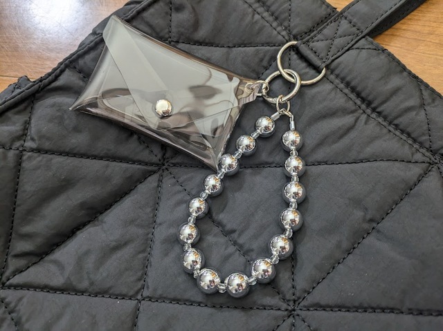 【GLOBAL WORK 推しごとキルティングトート】取り外し可能なクリアポーチも付属。小物入れにぴったり！