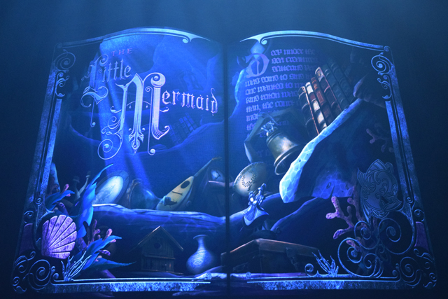 ミッキー・アンド・ザ・ワンダラスブック|香港ディズニーランド・リゾート