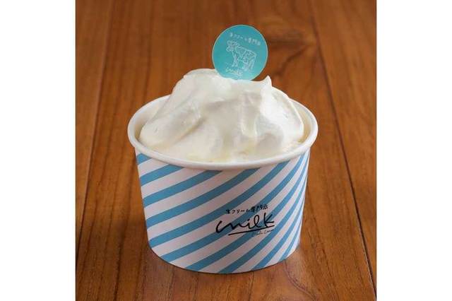 生クリーム専門店「ミルク」