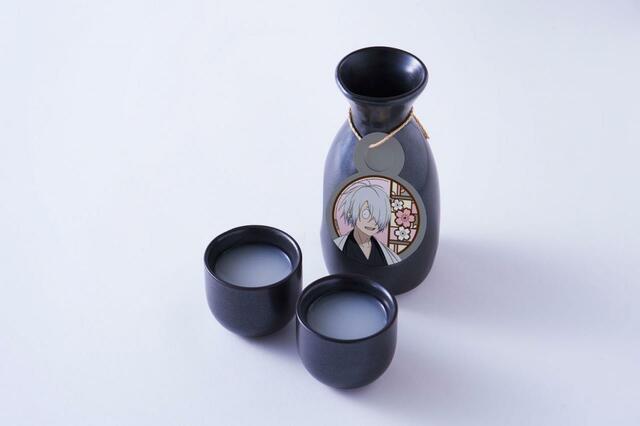 「水木と酌み交わした墓場酒風甘酒」【「鬼太郎誕生 ゲゲゲの謎」コラボカフェ開催】