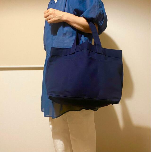 【無印良品　帆布 横型 トートバッグ】普段のおでかけにはもちろん、通勤にも活躍してくれる万能バッグです♪