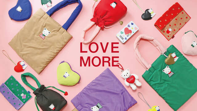 【ファミリア】グリーン・ブルー・レッド・ベージュなど大人っぽさを感じるカラーを大胆に組み合わせた、カラフルで華やかな雑貨コレクション