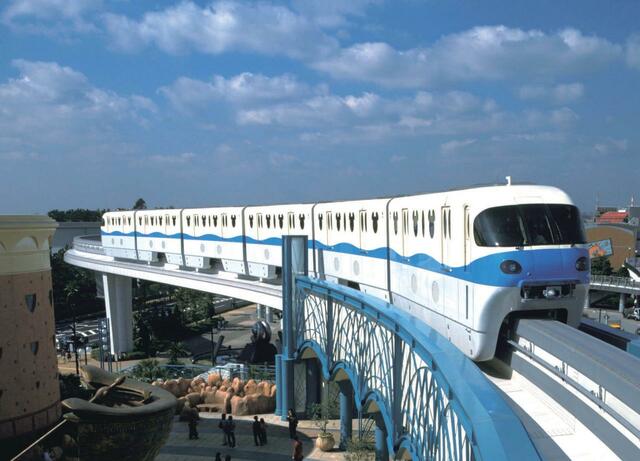 2001年7月27日「ディズニーリゾートライン」開業