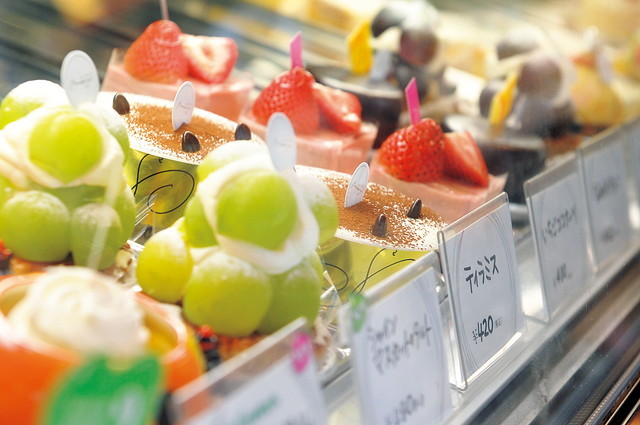 東海ショートケーキ／パティスリー・ミュー　店内