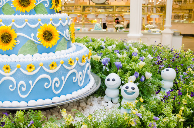 「クリスタルパレス・レストラン」店内｜東京ディズニーランド 2016年「アナとエルサのフローズンファンタジー」