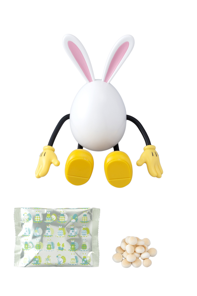 たまごボーロ 1,200円｜高さ約27cm｜販売場所：東京ディズニーランド ショップ「ワールドバザール･コンフェクショナリー」｜発売日：2019年4月1日（月）｜東京ディズニーリゾート（東京ディズニーランド／東京ディズニーシー）「ディズニー・イースター」お土産グッズ2019