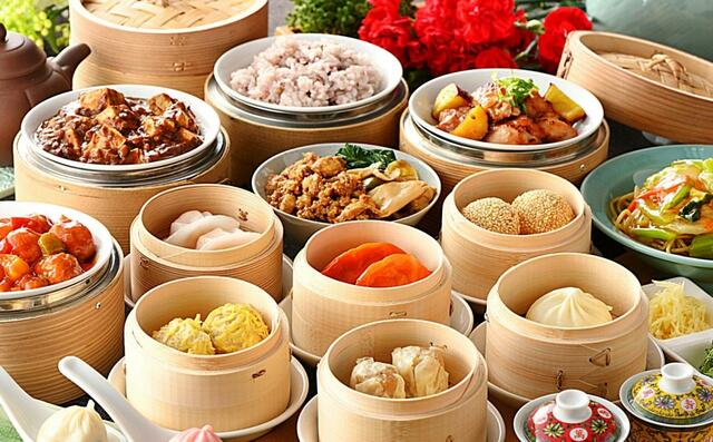 「事前予約でとってもお得！時間無制限食べ放題」【ニラックスブッフェ】