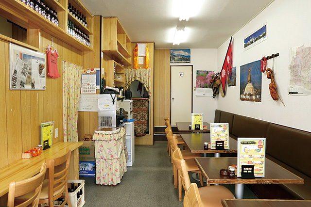 プルジャダイニング（巣鴨） 内観