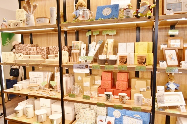 タッパーウェアなどのキッチングッズなどもアリ