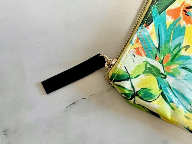 【sweet2023年6月号付録】ファスナーチャームはブラックのグログランリボン♪