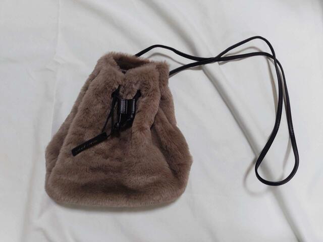 長さそのままなら、ショルダーとして使用できる