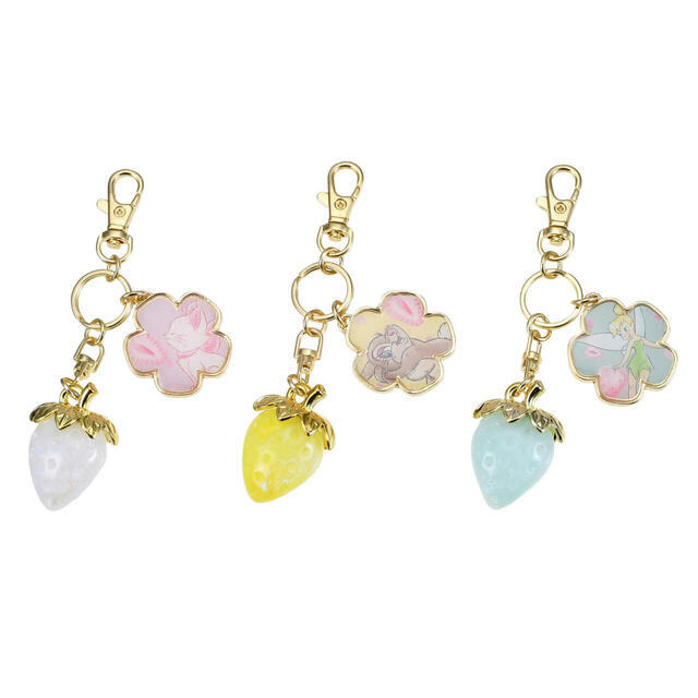 ディズニーキャラクター シークレットキーホルダー STRAWBERRY COLLECTION 900円