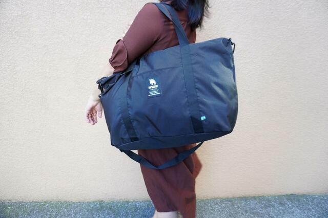 肩掛けしてみたところ【moz（モズ）多機能ボストンバッグ】