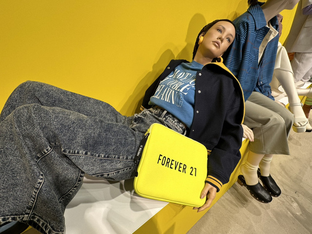 【FOREVER 21 6つのカテゴリー】個性的なアイテムが多くてアクセントになる