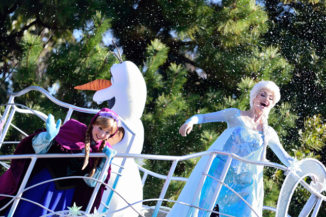 東京ディズニーランド「フローズンファンタジー・グリーティング」（2015年）©Disney