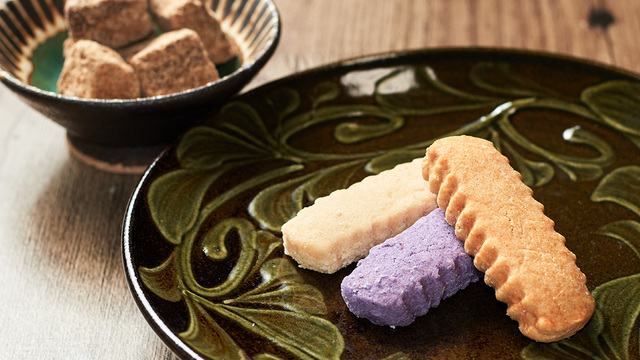 沖縄を食べる！沖縄物産販売コーナー